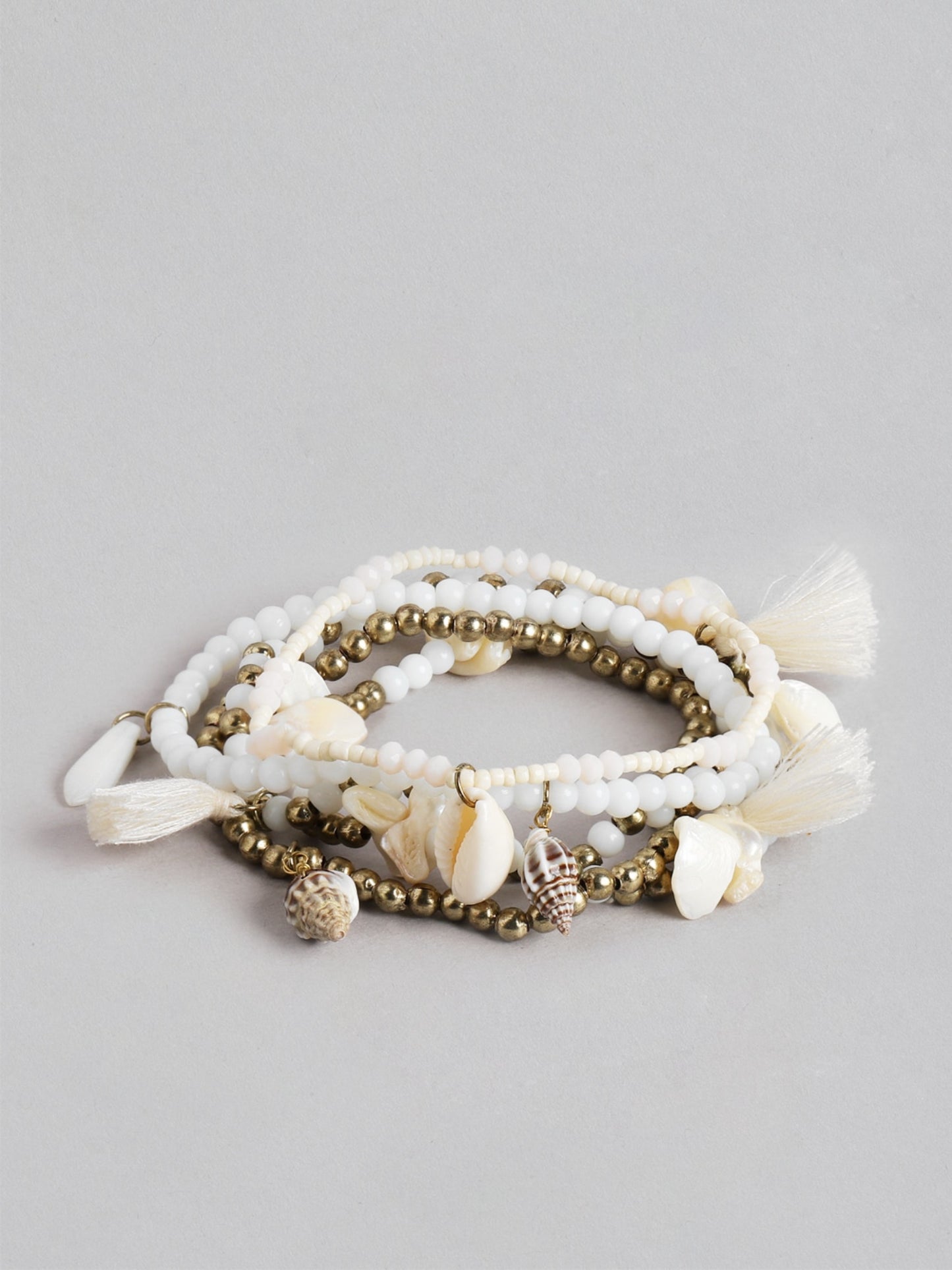 Blueberry Set of 5 White and Gold beaded bracelet
