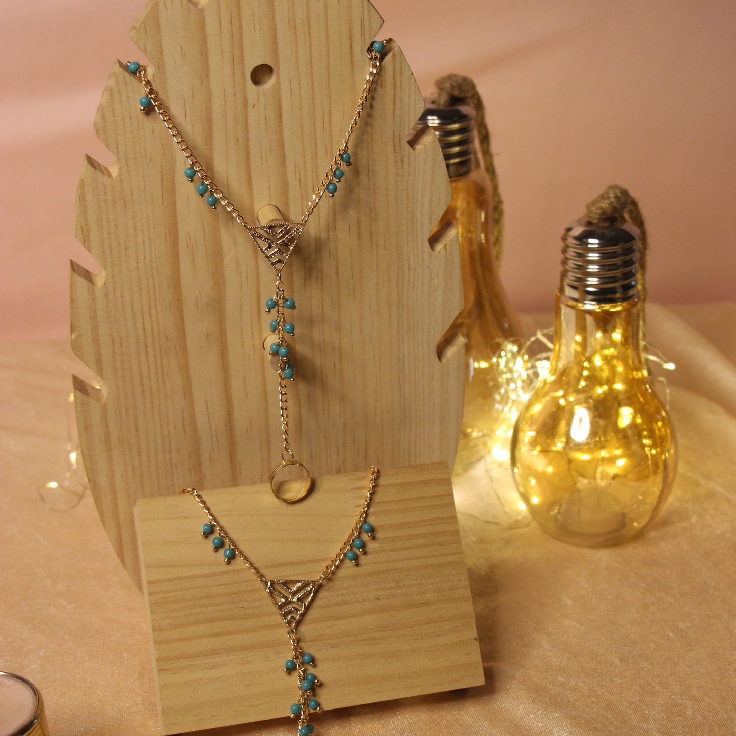 Set of 2 gold toned blue beaded toe ring anklets
