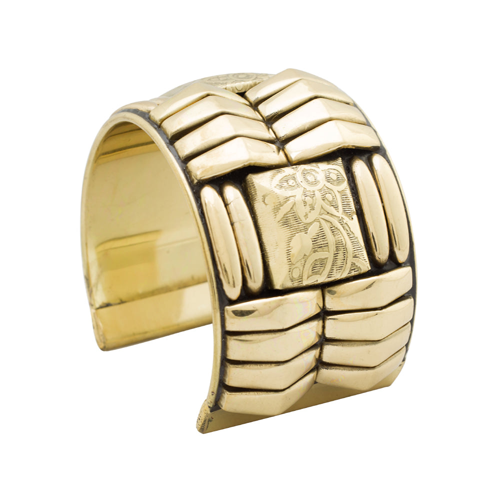 Blueberry golden metal detailing brass bracelet
