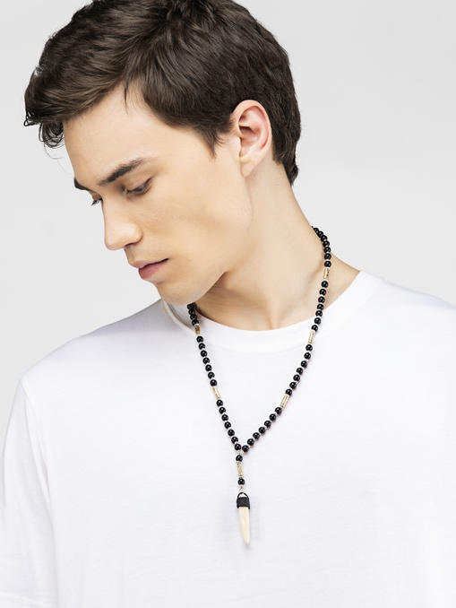 Lazy panda black beaded white teeth detailing necklace