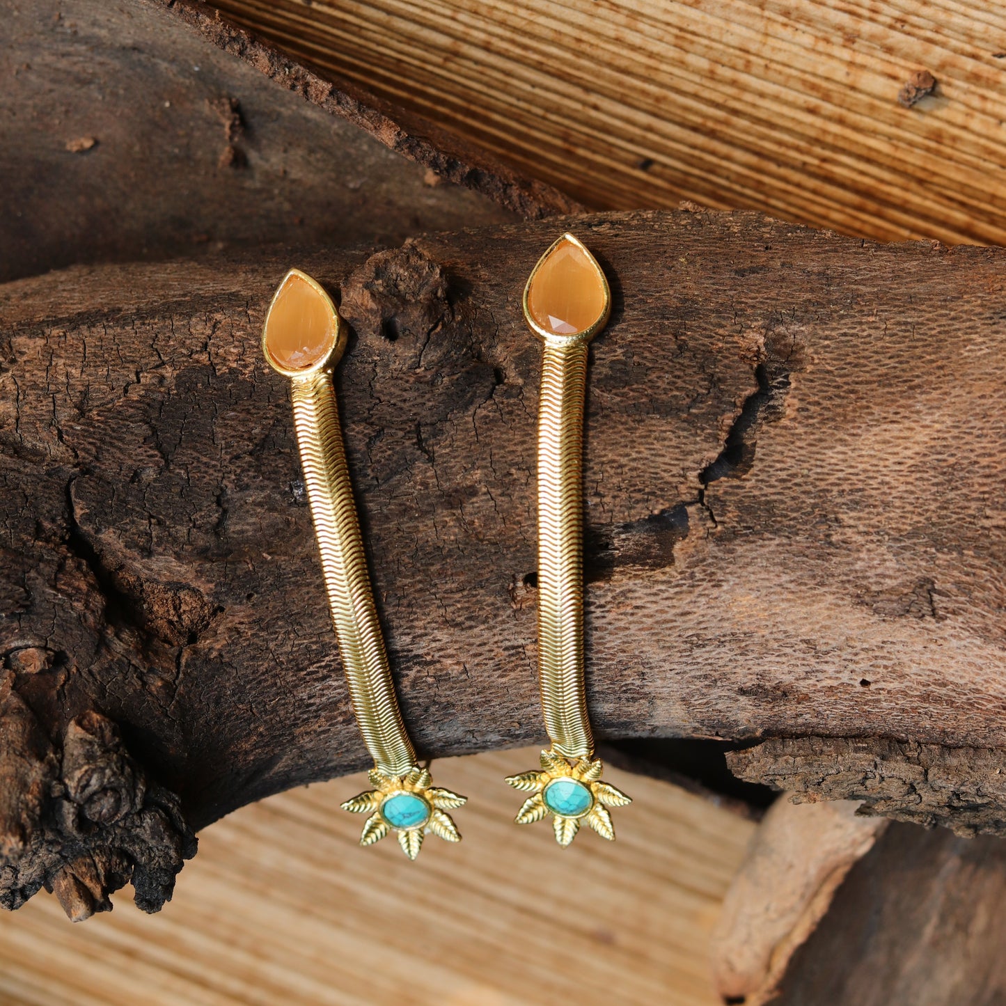Blueberry gold plated agate sone detailing drop earring