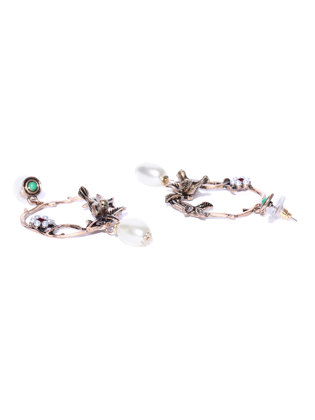 Blueberry gold plated pearl deatiling drop earring