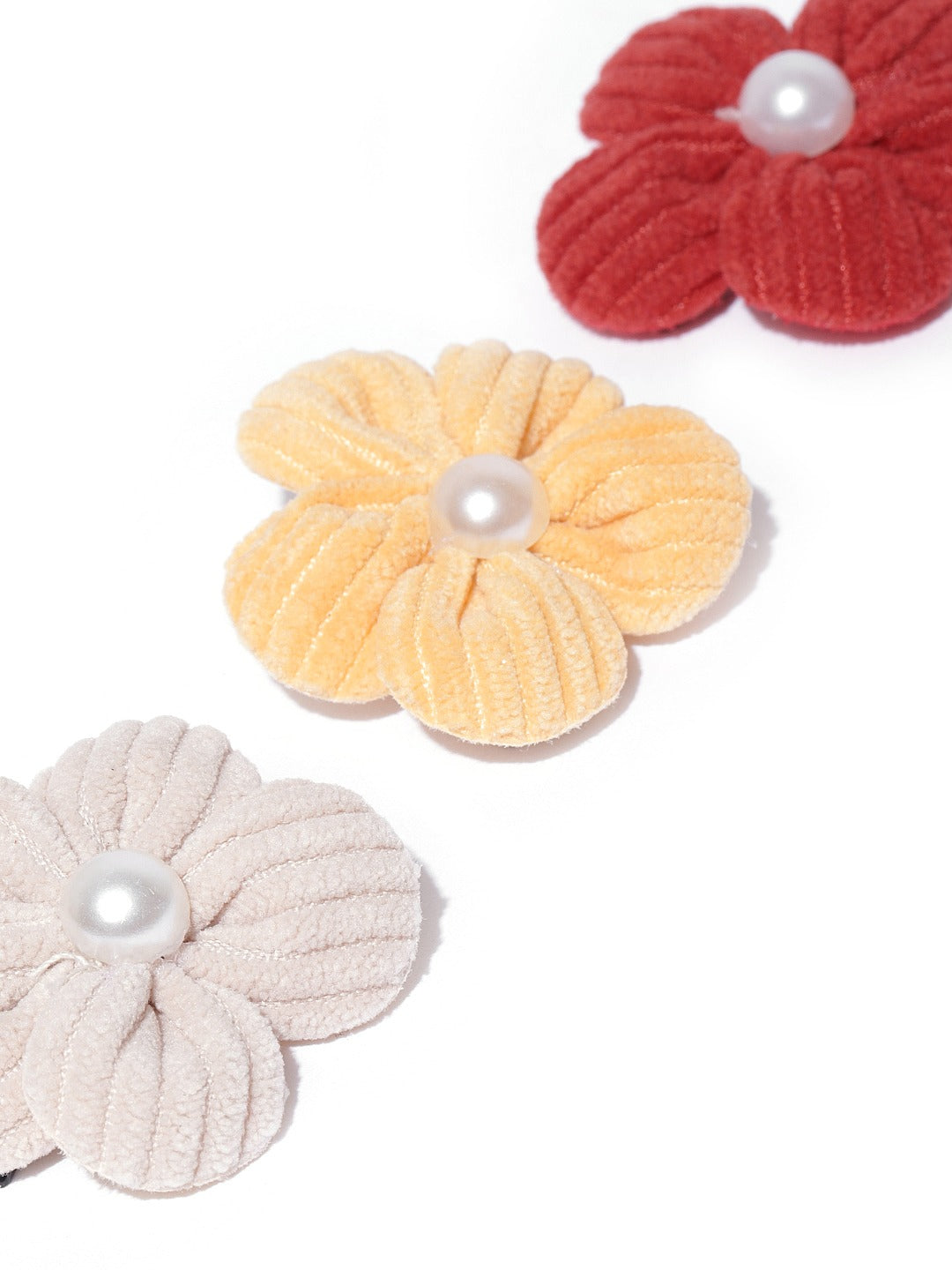 Blueberry KIDS set of 3 flower and pearl detailing alligator hair clips