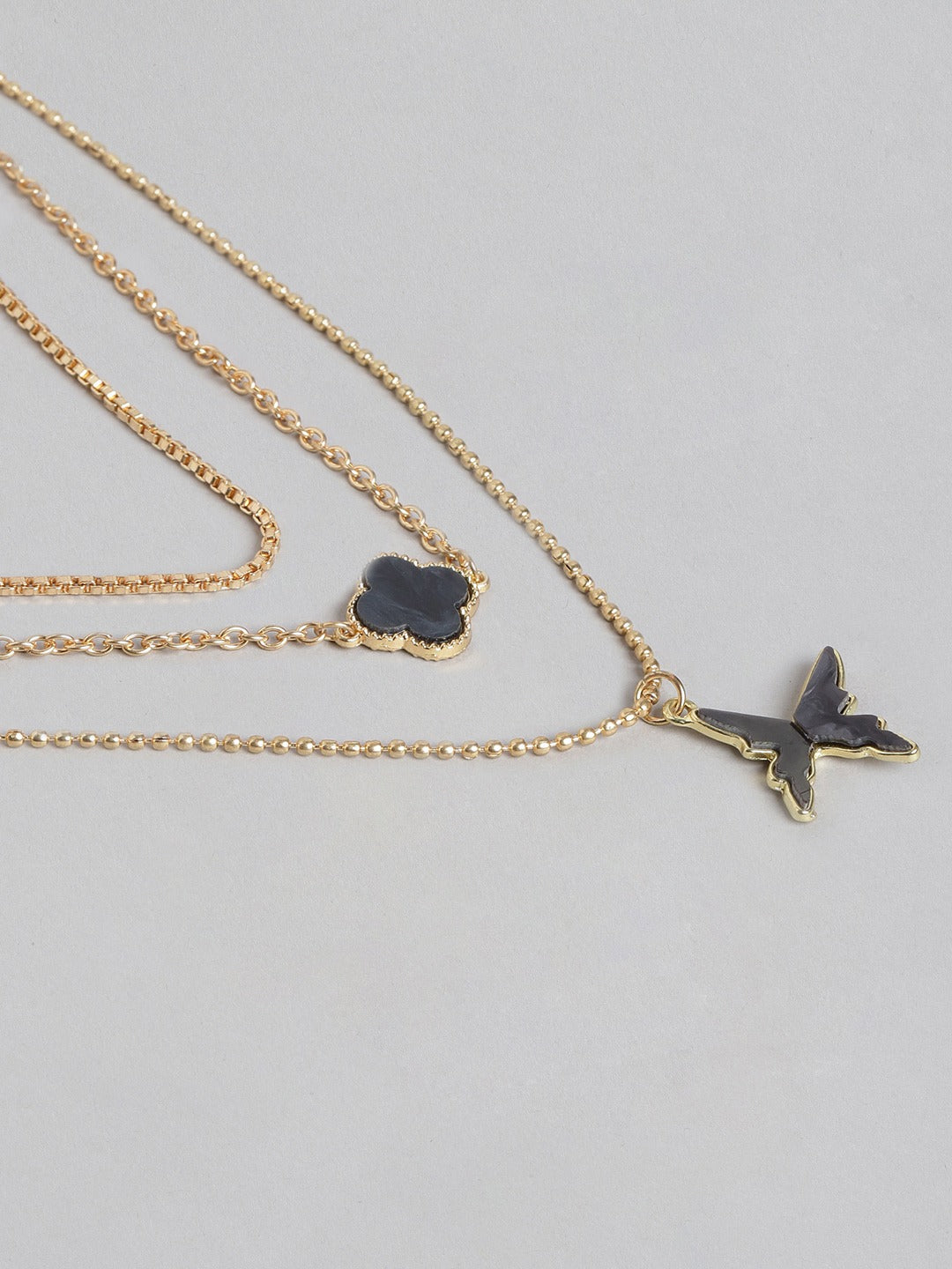 Blueberry gold plated chain layered pendant detailing necklace