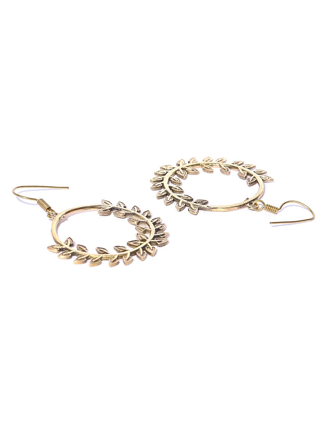 Blueberry gold plated metal detailing drop earring