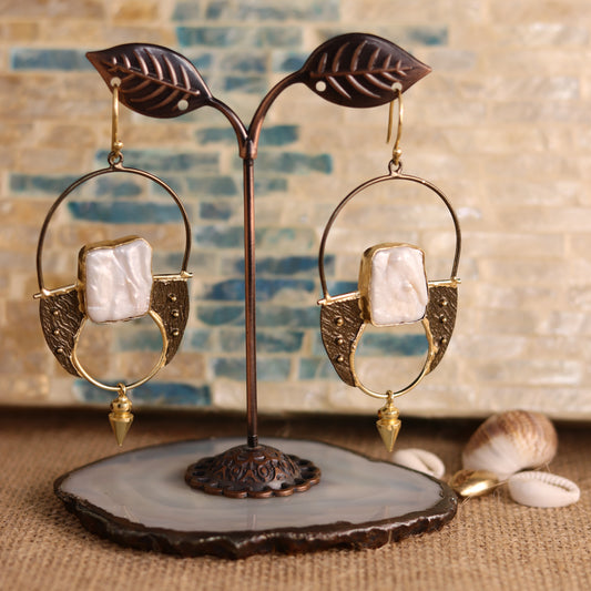 Blueberry golden drop earring has stone studded