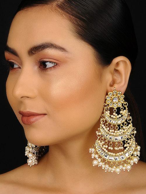Blueberry off-white gold-plated kundan classic drop earrings